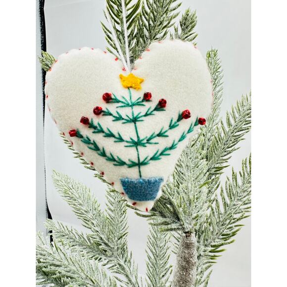 Handmade Felt Heart Christmas Ornament Embroidered Tree Design Holiday Decor - Picture 1 of 6